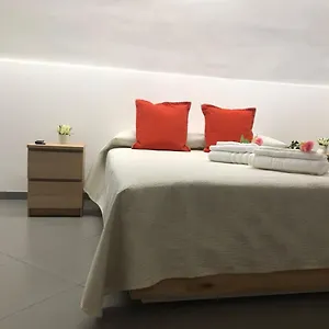 Il Porto Sicuro , Bari Italia