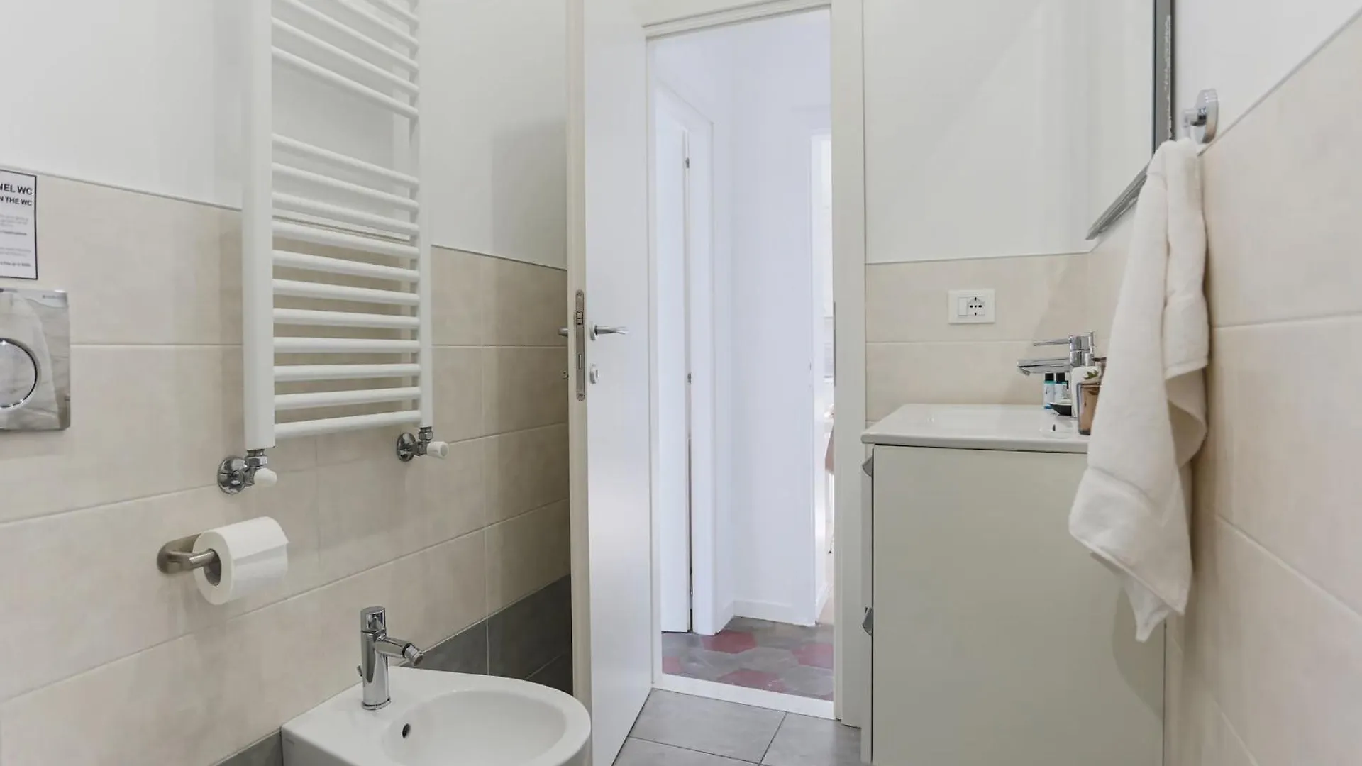 The Best Rent - Spacious Two Bedrooms Apartment In Porta Romana Milan