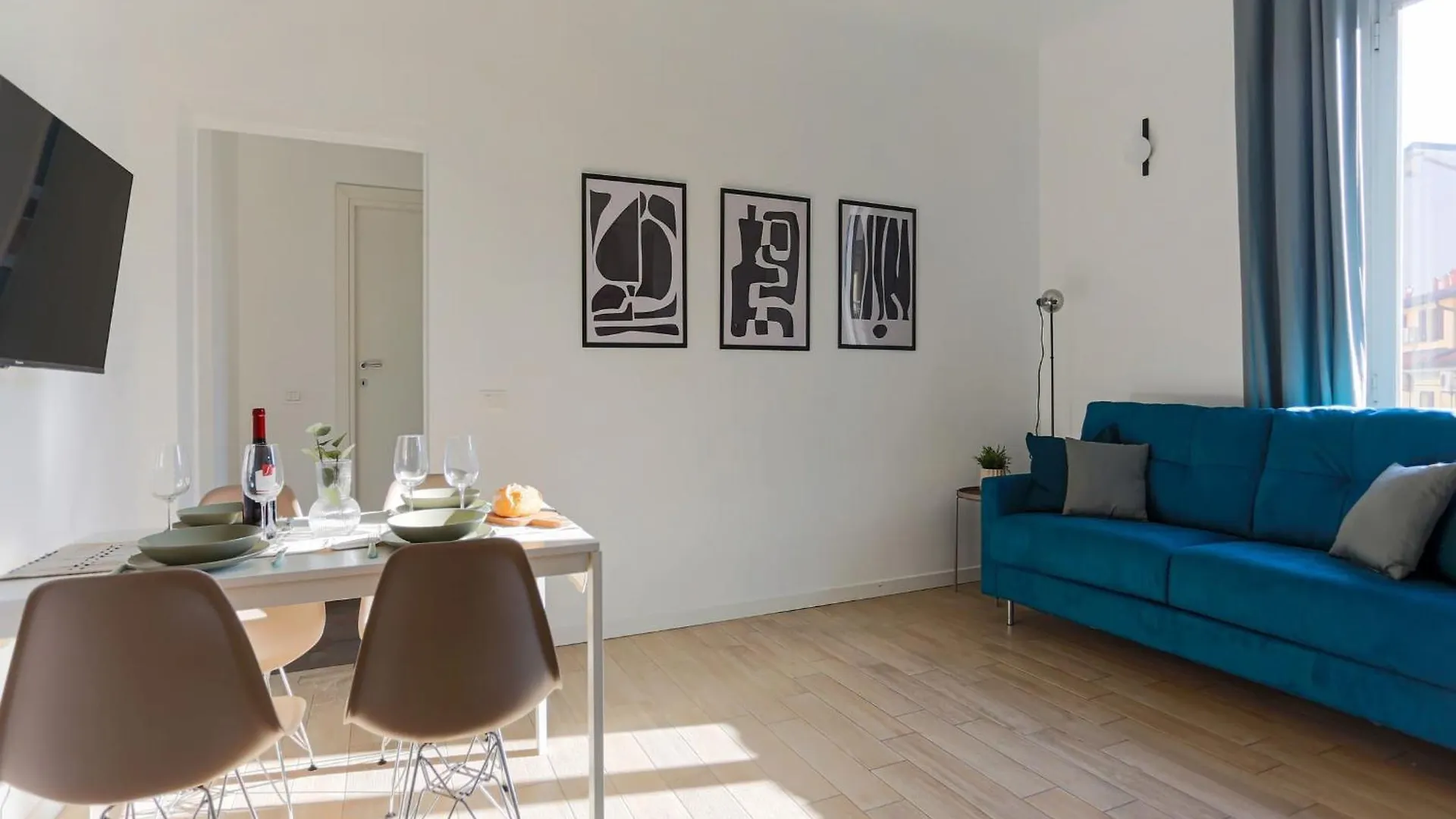 The Best Rent - Spacious Two Bedrooms Apartment In Porta Romana Milan